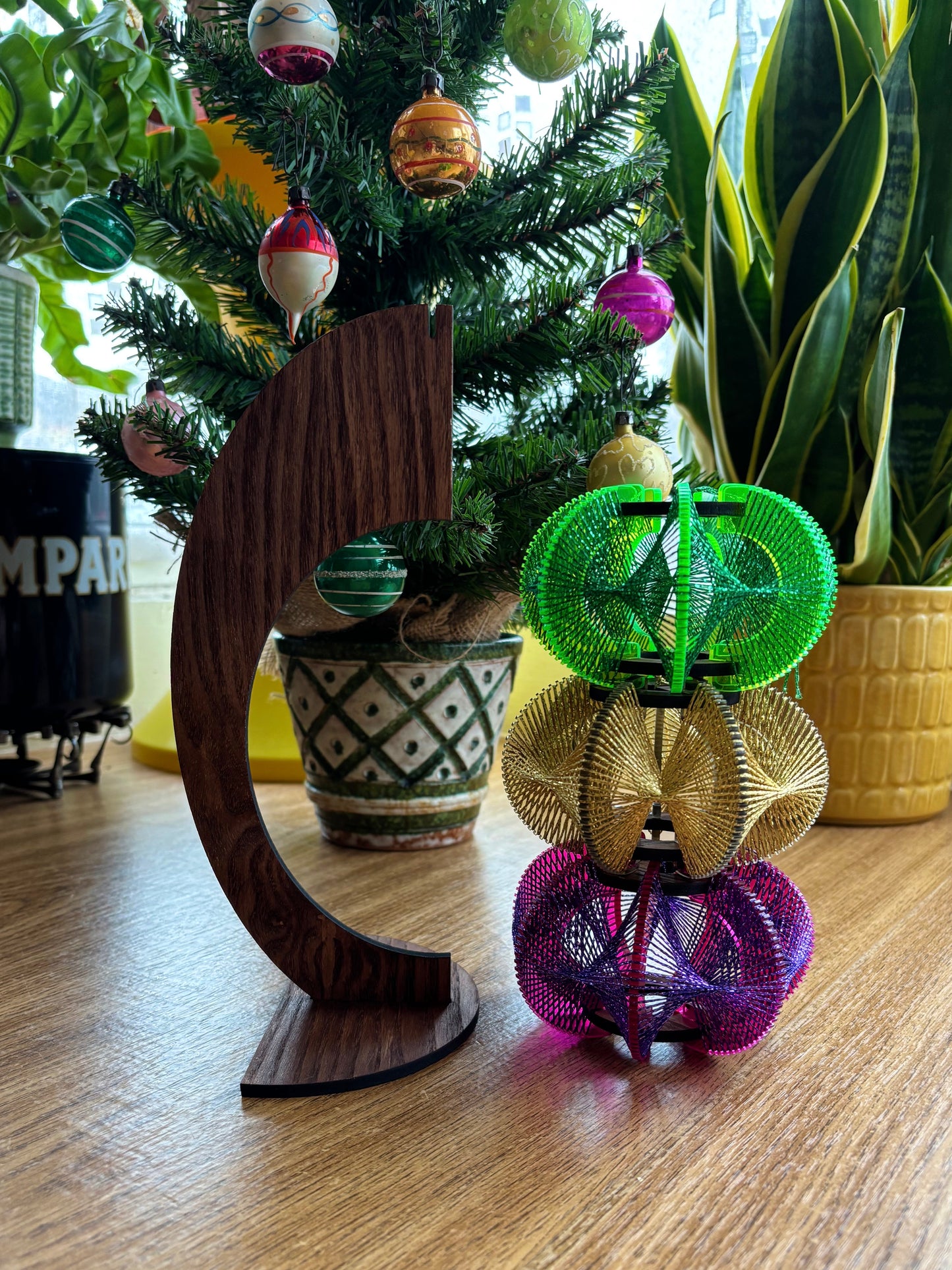 NEW Bauble Stand