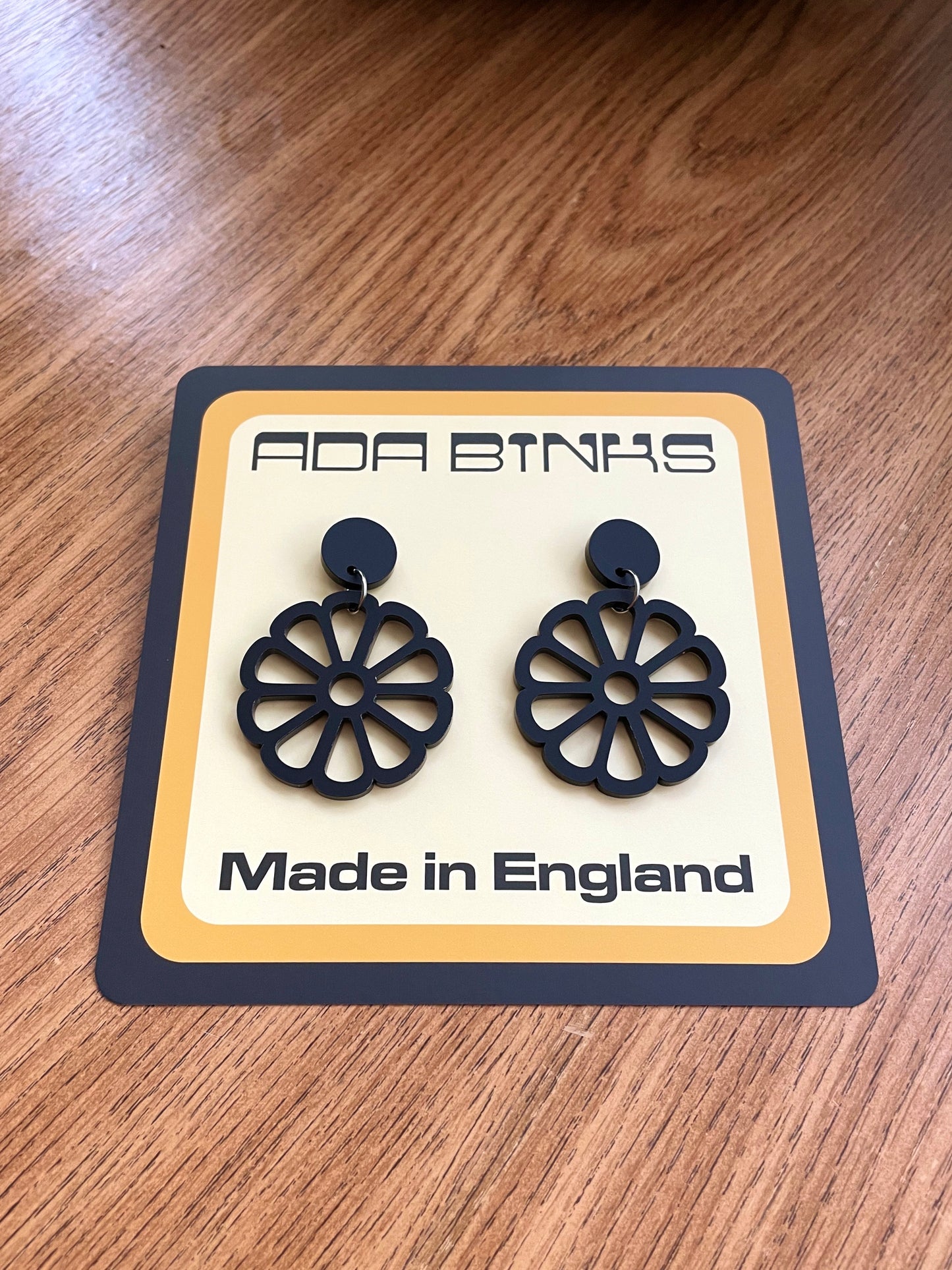 retro flower earrings