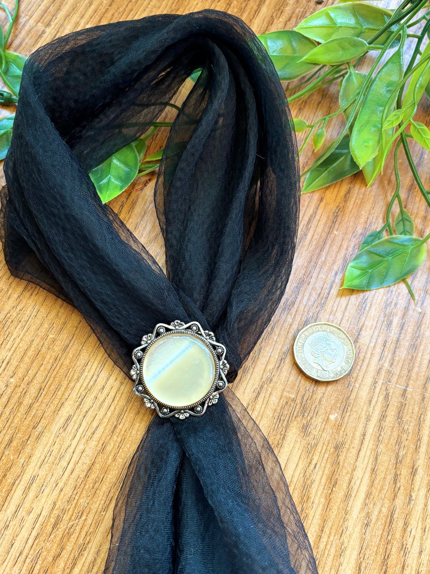 Pearlescent Vintage Scarf Clip