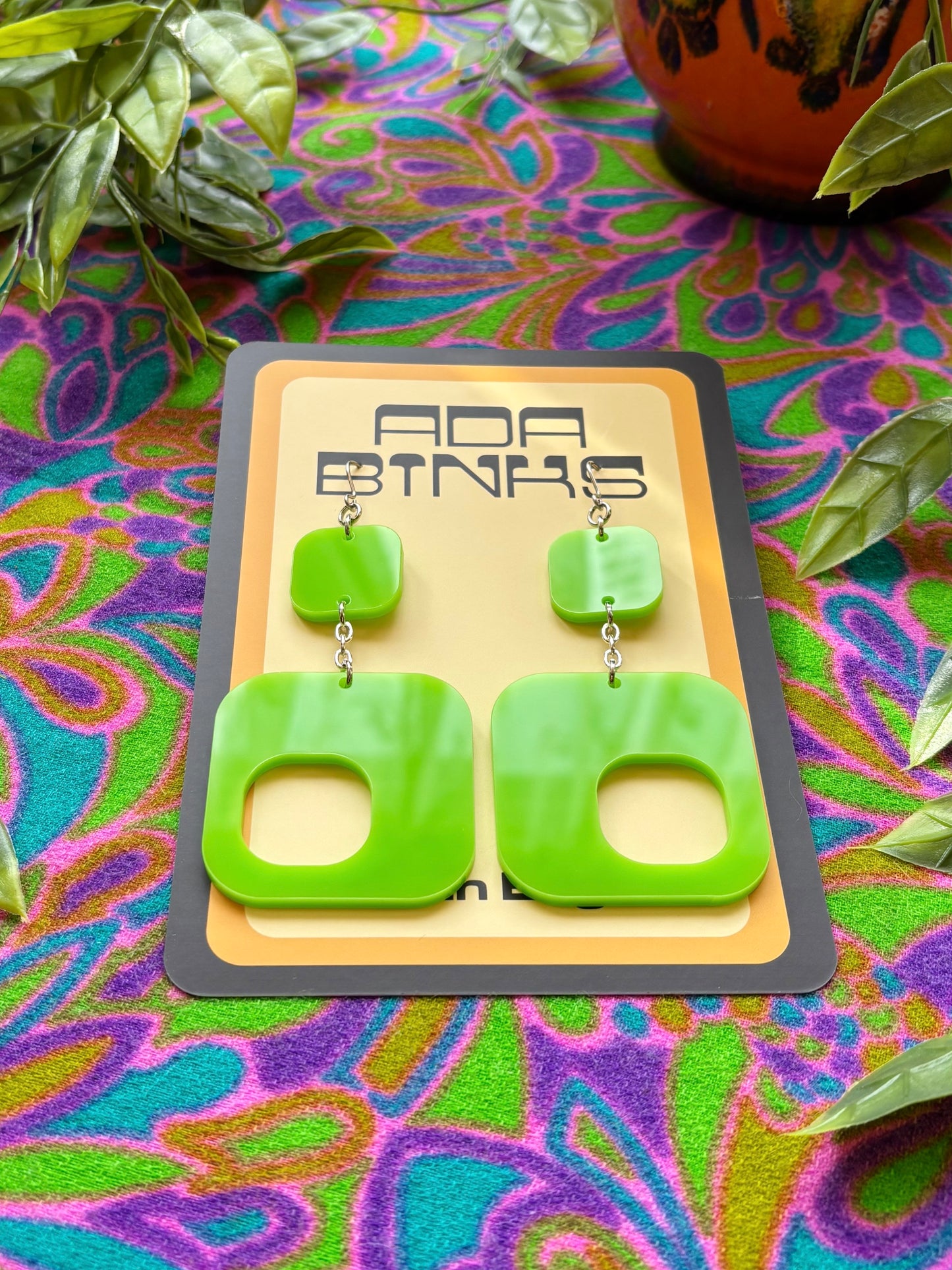 NEW Lulu Gogo Earrings