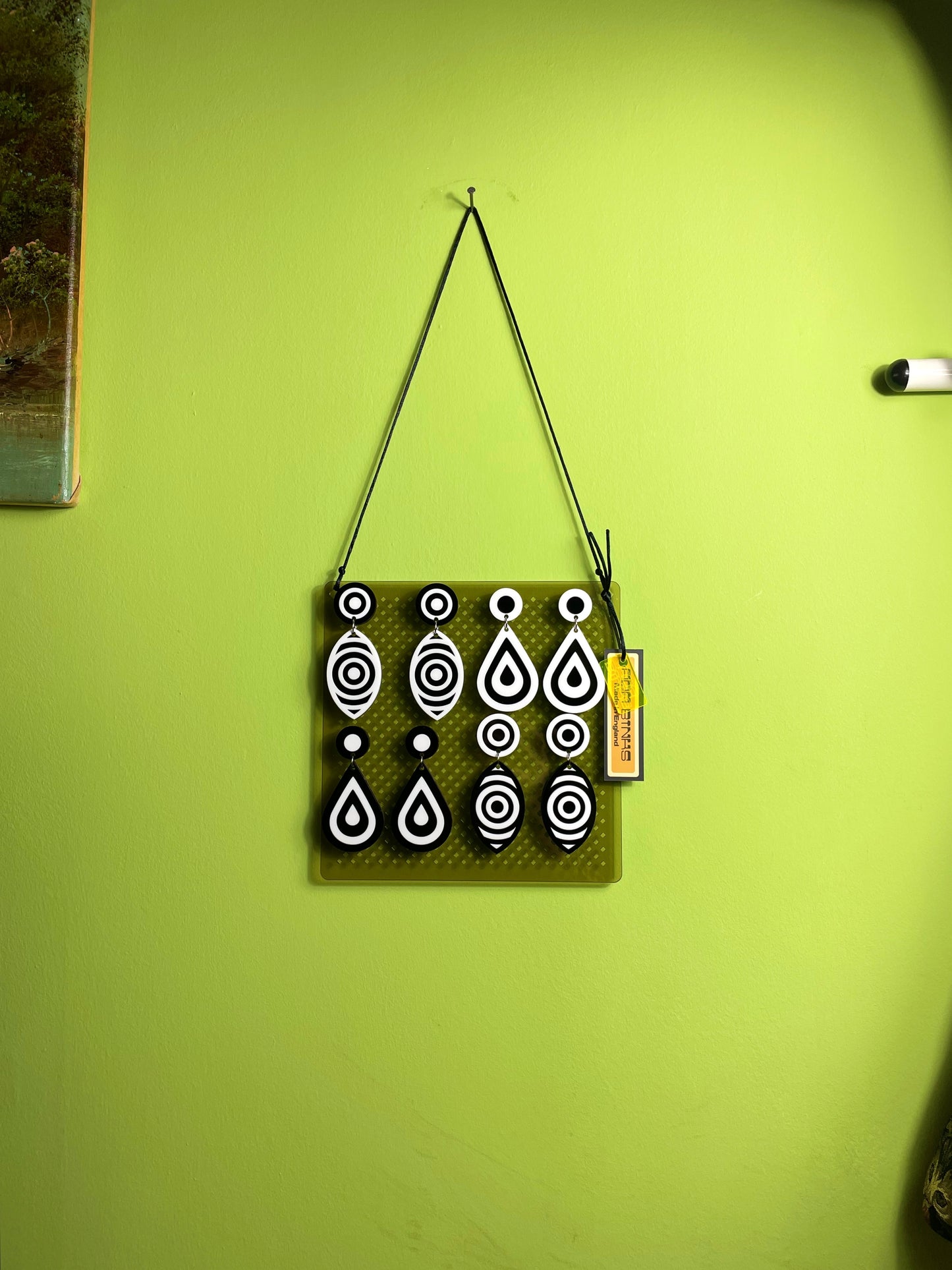 60s style jewellery holder
