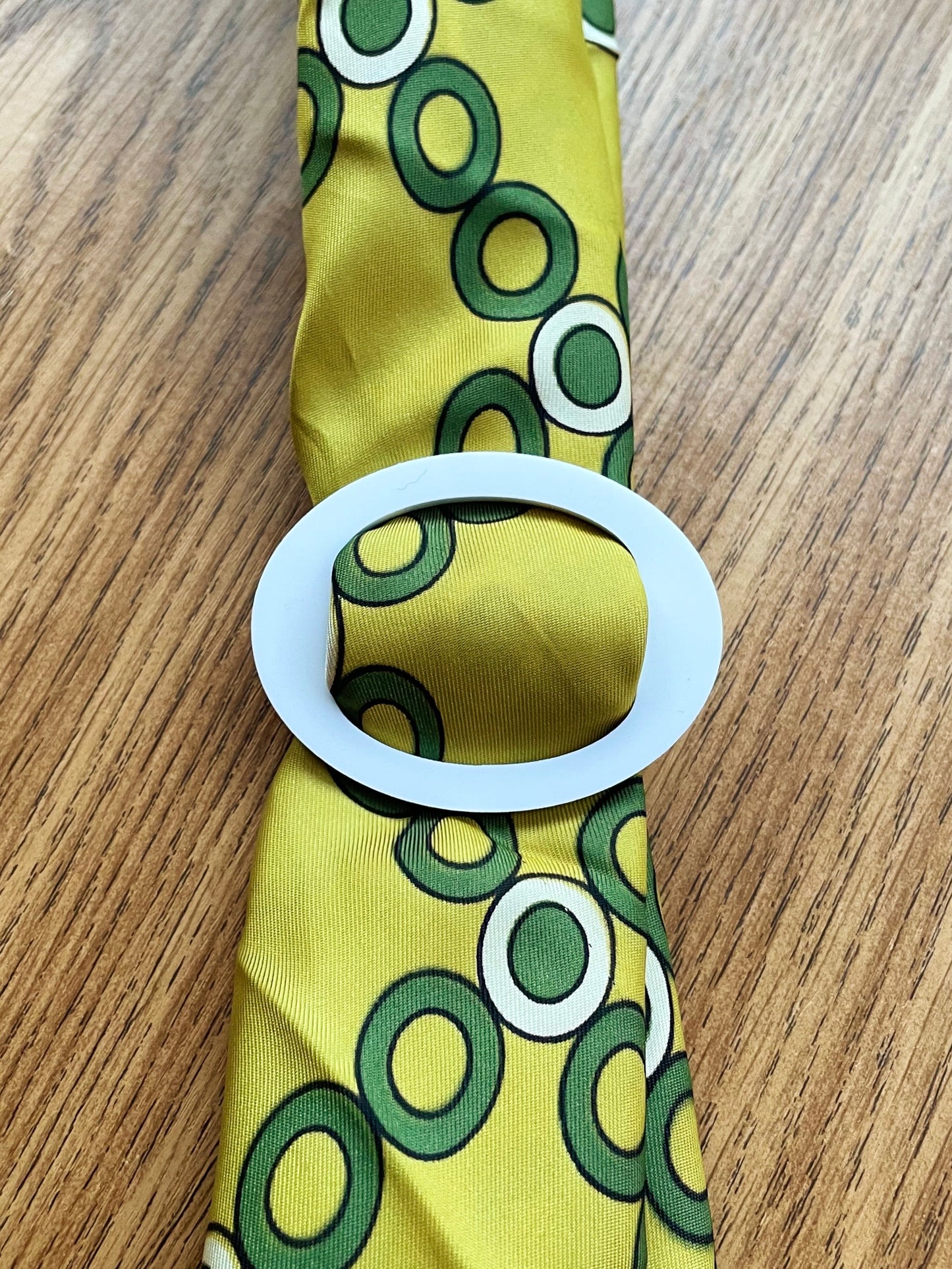 sixties scarf clip