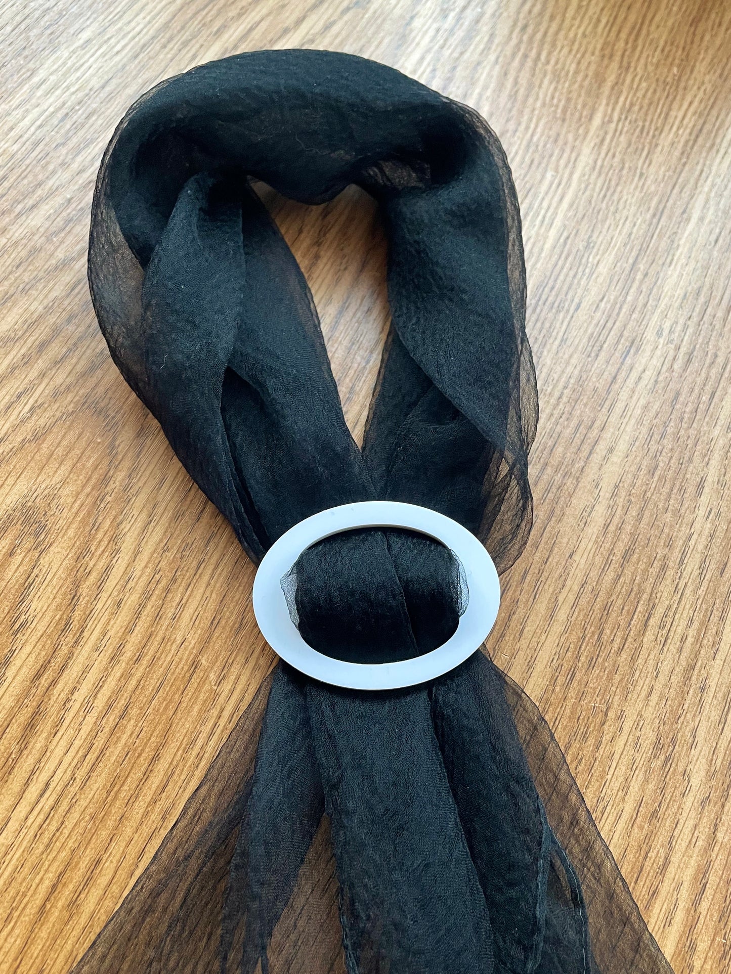 sixties scarf clip