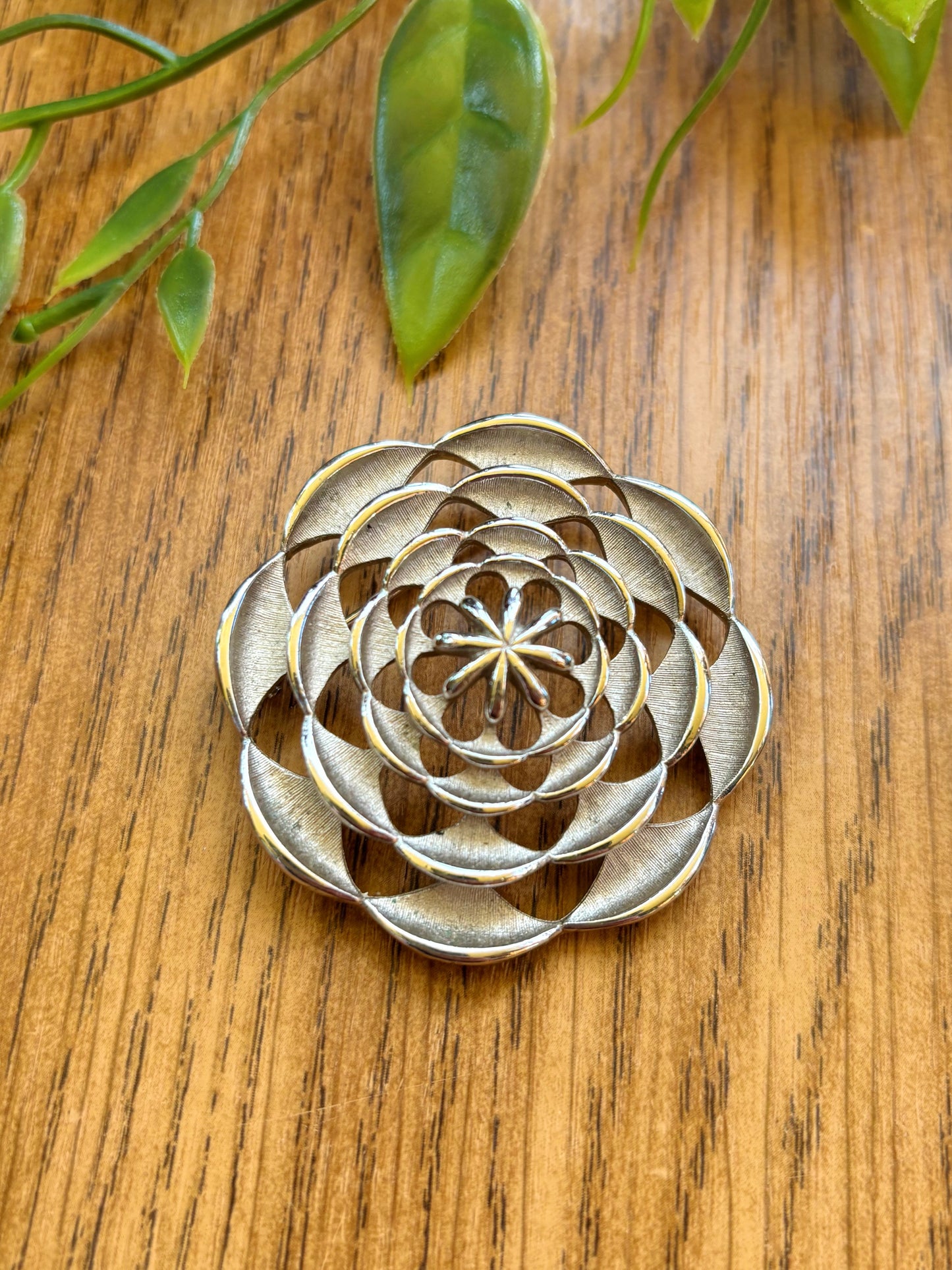 Vintage Sarah Coventry Brooch