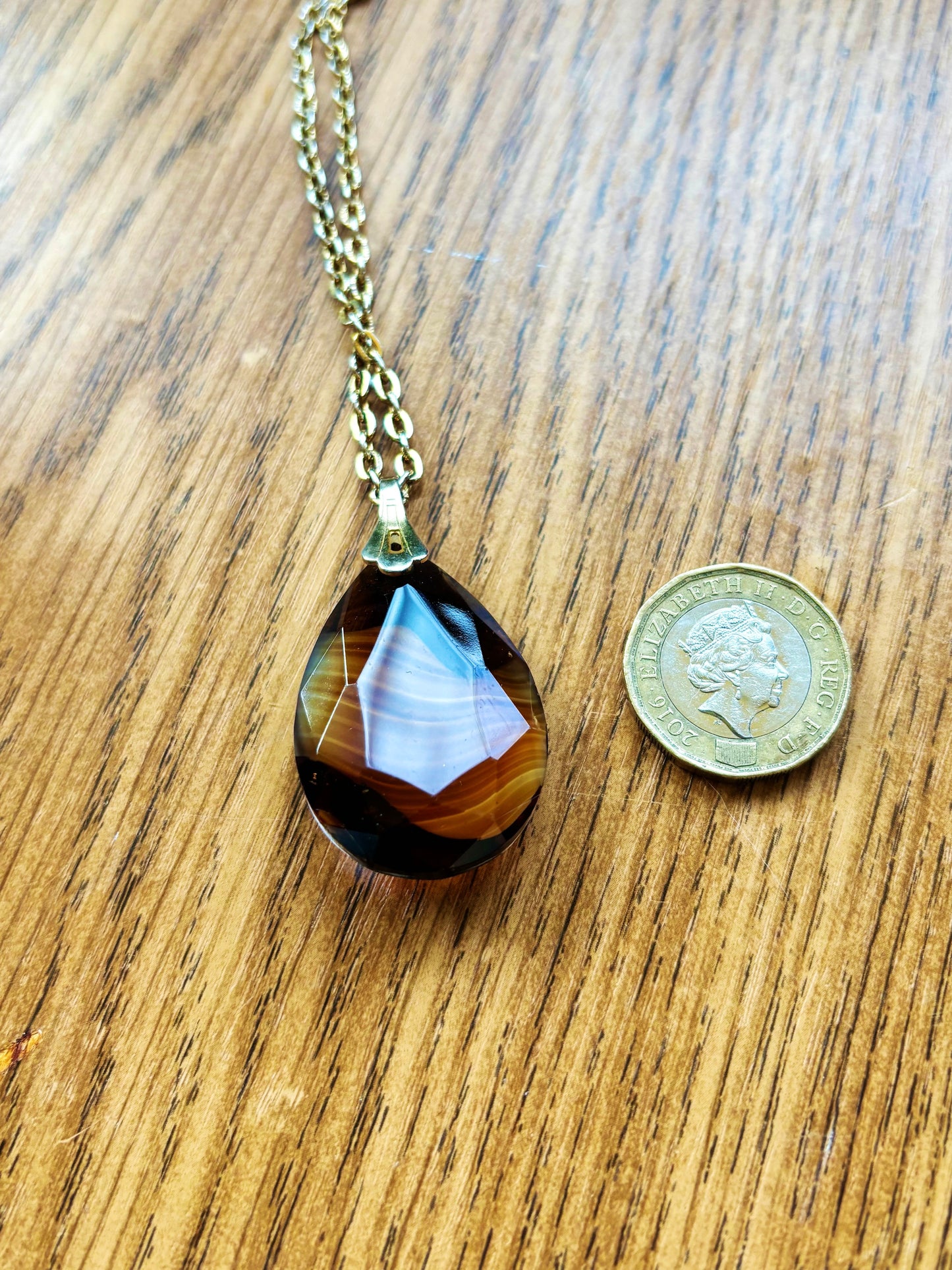 Vintage Glass Pendant Necklace