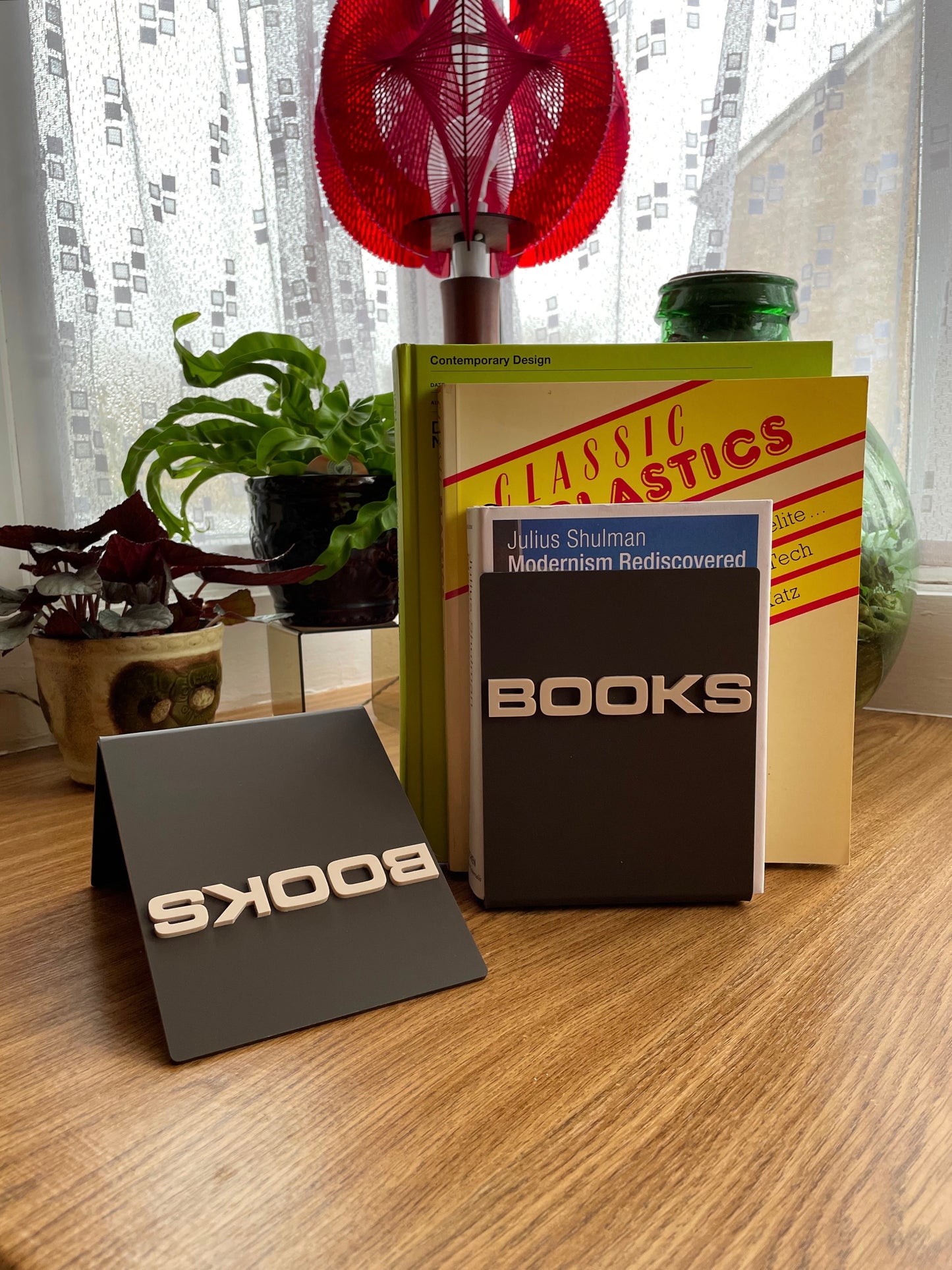 retro bookends