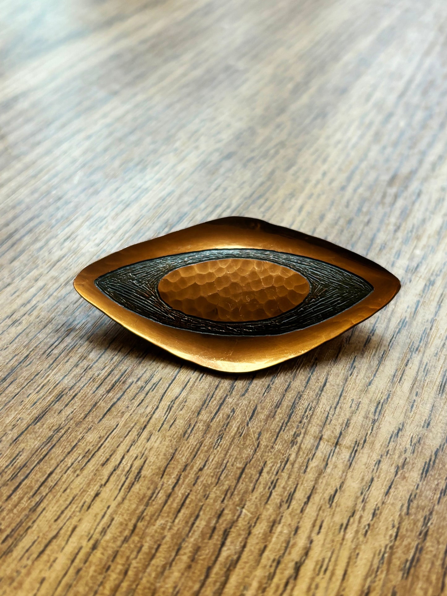 Vintage Copper Móda Handmade Brooch