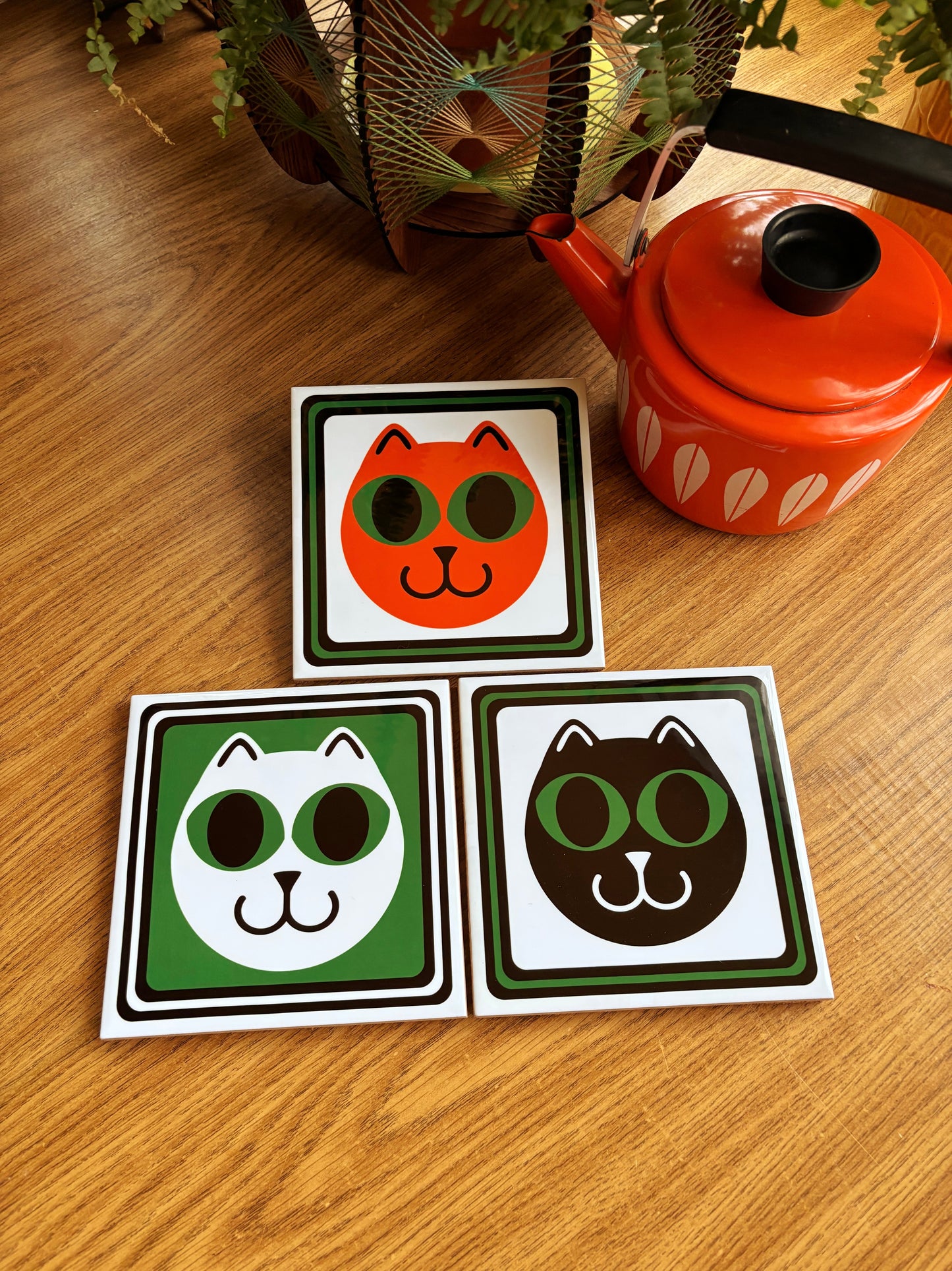 NEW- Pussycat Ceramic Trivet