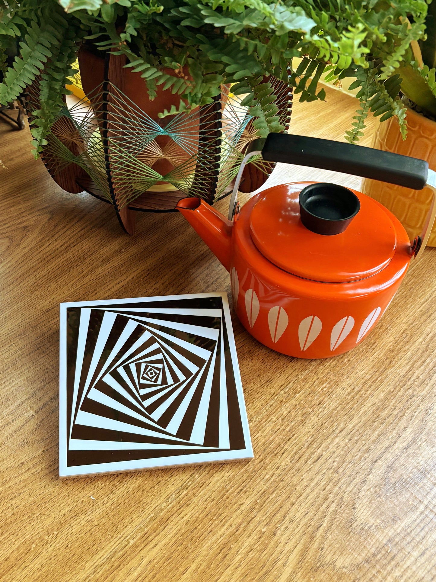 NEW- Op Art Ceramic Trivet