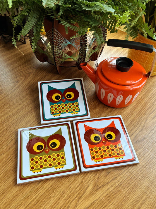 NEW- Wally The Owl Ceramic Trivet