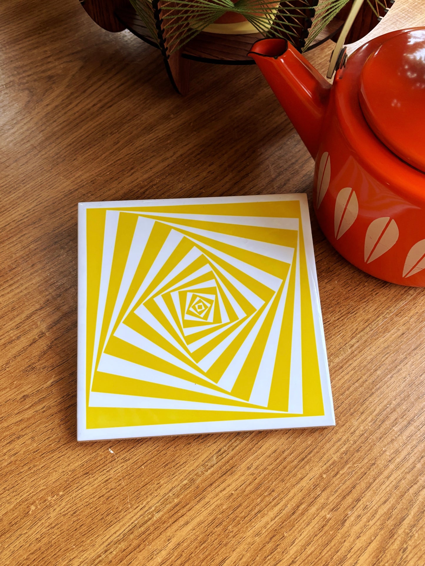NEW- Op Art Ceramic Trivet