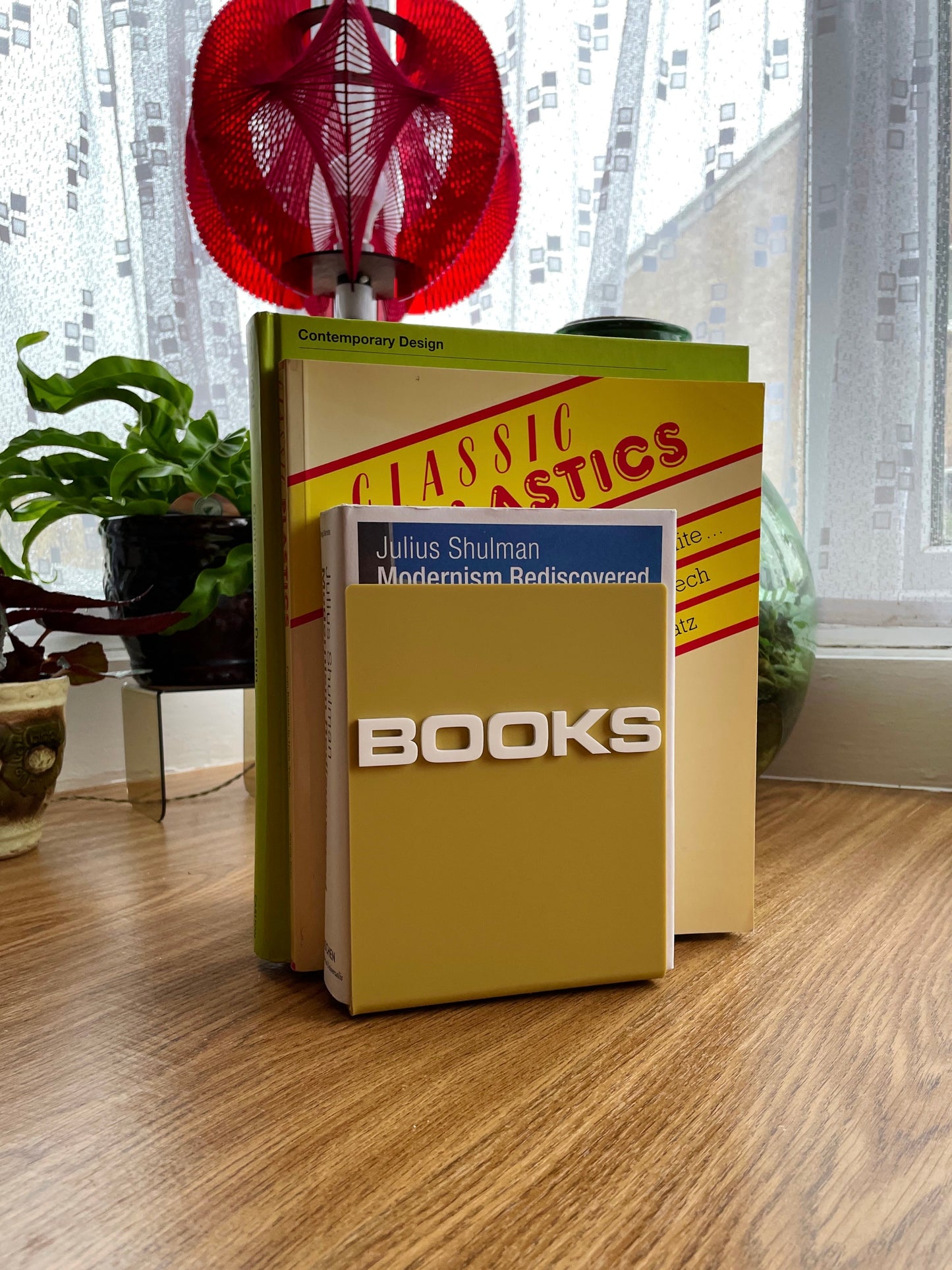 Analogue Bookends