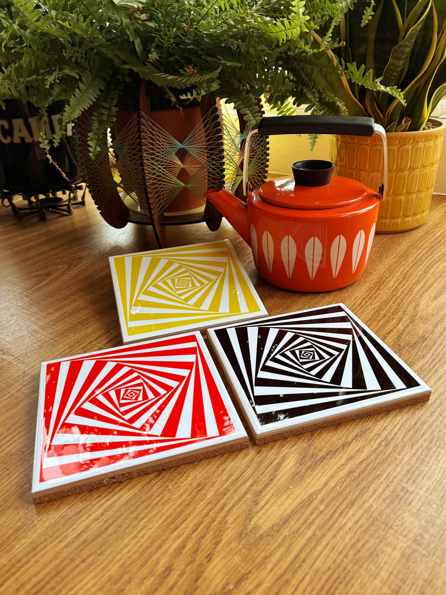 NEW- Op Art Ceramic Trivet