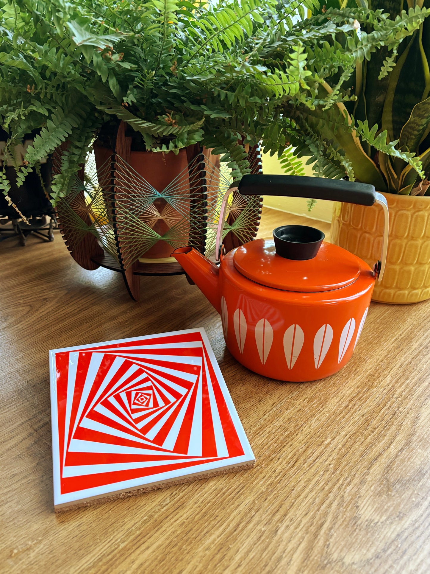 NEW- Op Art Ceramic Trivet